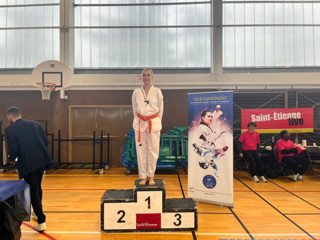 WhatsApp Image 2025-11-24 à 05.39.03_a4a7e9eb